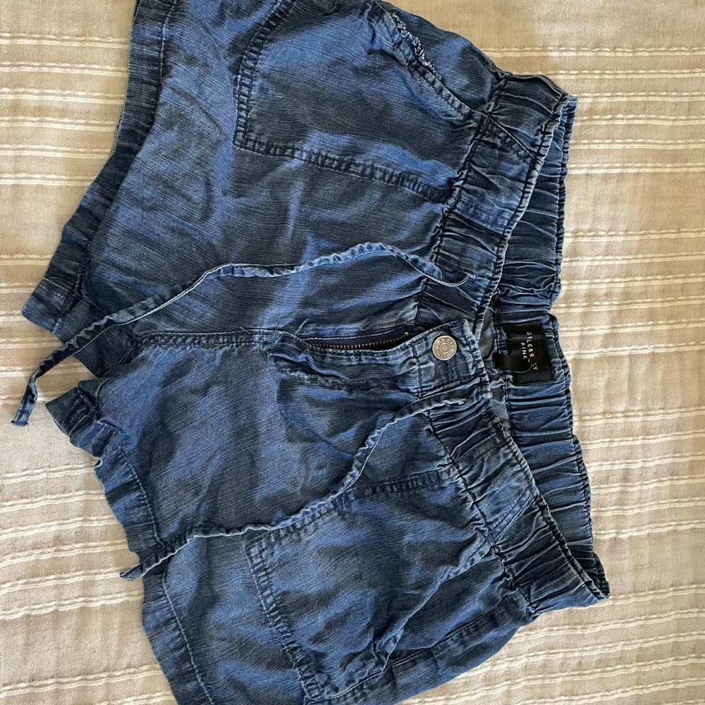 Jean shorts flowy